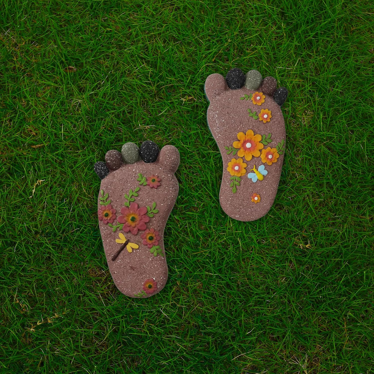 Stepping Stones - Light Brown Resin Footprint Shaped Set of 2 for Patio, Deck, Garden or Sidewalk