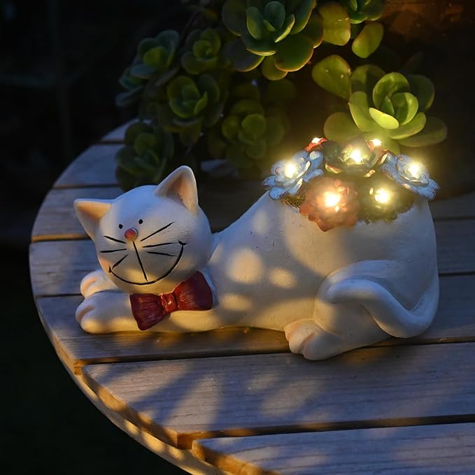 Cat Garden Figurines Outdoor Decor Solar Statue with LED Lights for Patio Lawn Yard Art Decoration Housewarming Garden Gift