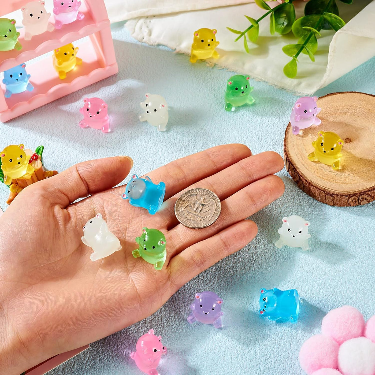 Pandahall 24Pcs Luminous Mini Bear Decoration Glow in The Dark Mini Resin Animals 6 Colors Tiny Bear Figurines Landscape Decoration for Fairy Garden DIY Party Ornament Accessories