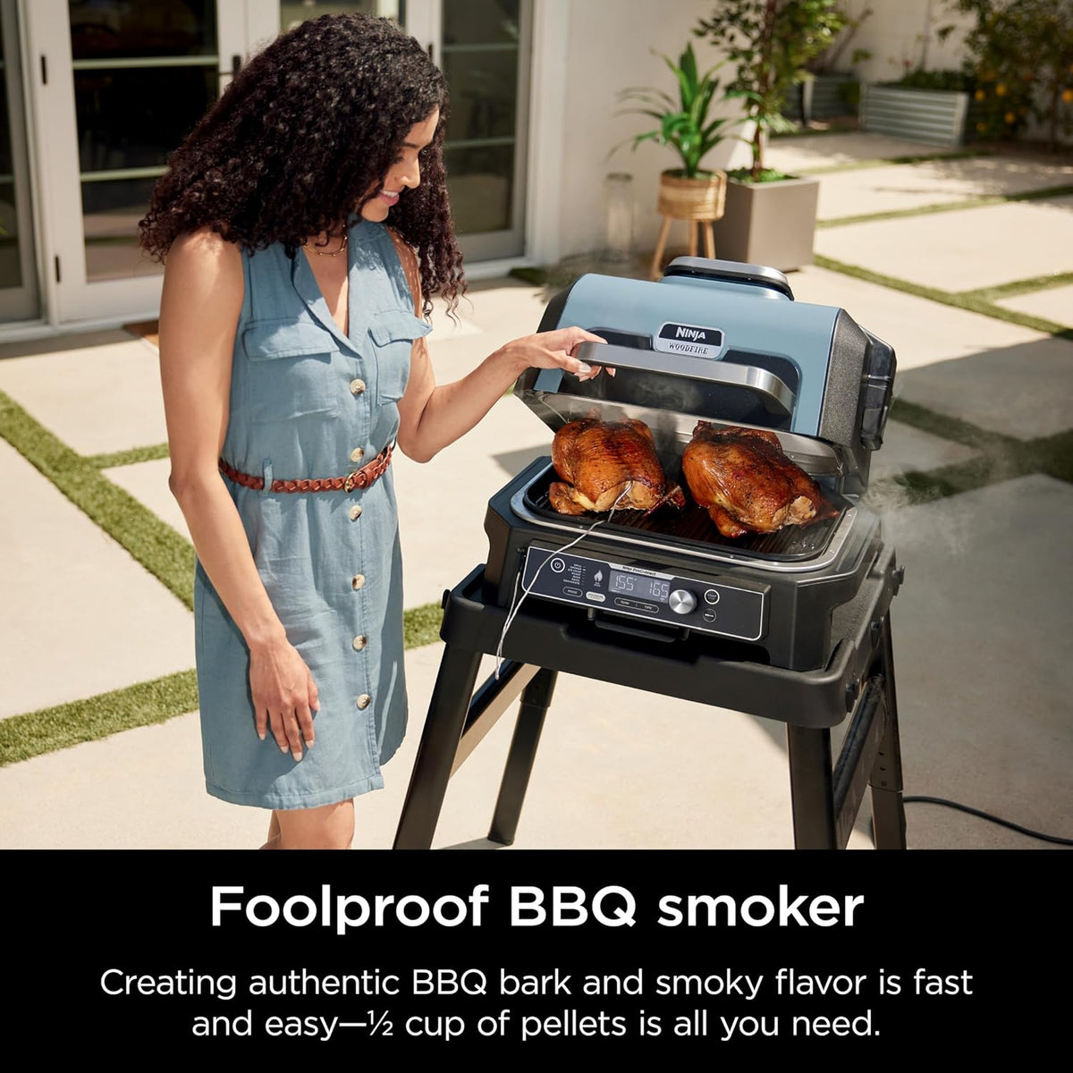 Ninja OG951 Woodfire Pro Connect Premium XL Outdoor Grill & Smoker, Bluetooth, App Enabled, 7-in-1 Master Grill, BBQ Smoker, Outdoor Air Fryer, Woodfire Technology, 2 Built-In Thermometers, Black