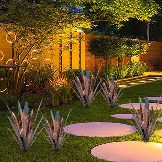 2 PCS Metal Agave Sculpture Decoration, Vintage Country Hand-Painted Sculpture DIY Metal Agave Plant, Home Garden Courtyard Lawn Outdoor Decoration (2PCS-LED)